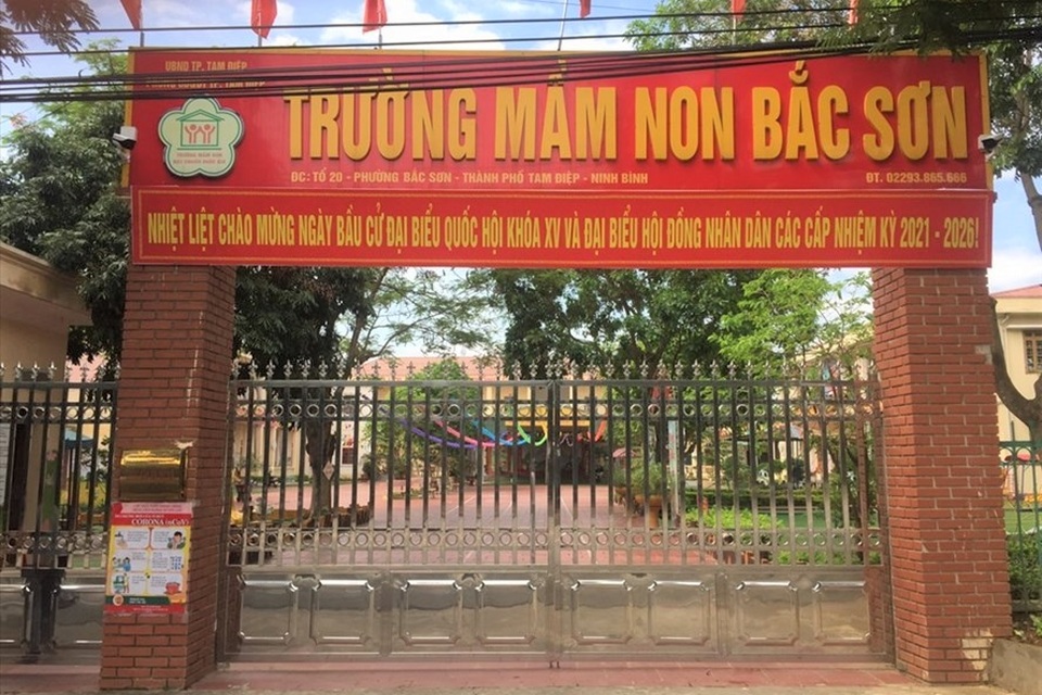 Ninh Bình: Cô giáo tiếp xúc F0 có kết quả âm tính lần 1 với SARS-CoV-2 - 1 Ninh Bình: Cô giáo tiếp xúc F0 có kết quả âm tính lần 1 với SARS-CoV-2 - 1