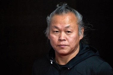 Đạo diễn nổi tiếng Kim Ki-duk qua đời vì Covid-19