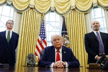 Giải mã lý do ông Trump đổi ý, hoãn áp thuế đối ứng với các nước