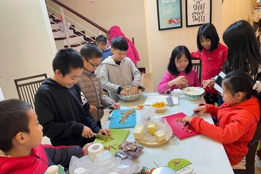 Để trẻ "ngơ ngác" sống, lỗi tại ai?