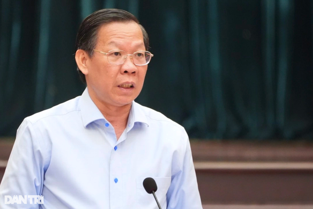 UBND TPHCM phân công lại nhiệm vụ của ban lãnh đạo sau khi thay đổi nhân sự - 1 UBND TPHCM phân công lại nhiệm vụ của ban lãnh đạo sau khi thay đổi nhân sự - 1