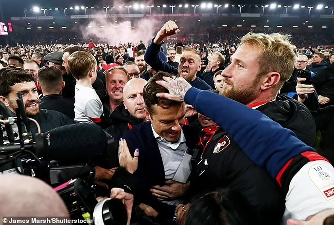 Bournemouth theo chân Fulham trở lại đấu trường Premier League - 7 Bournemouth theo chân Fulham trở lại đấu trường Premier League - 7