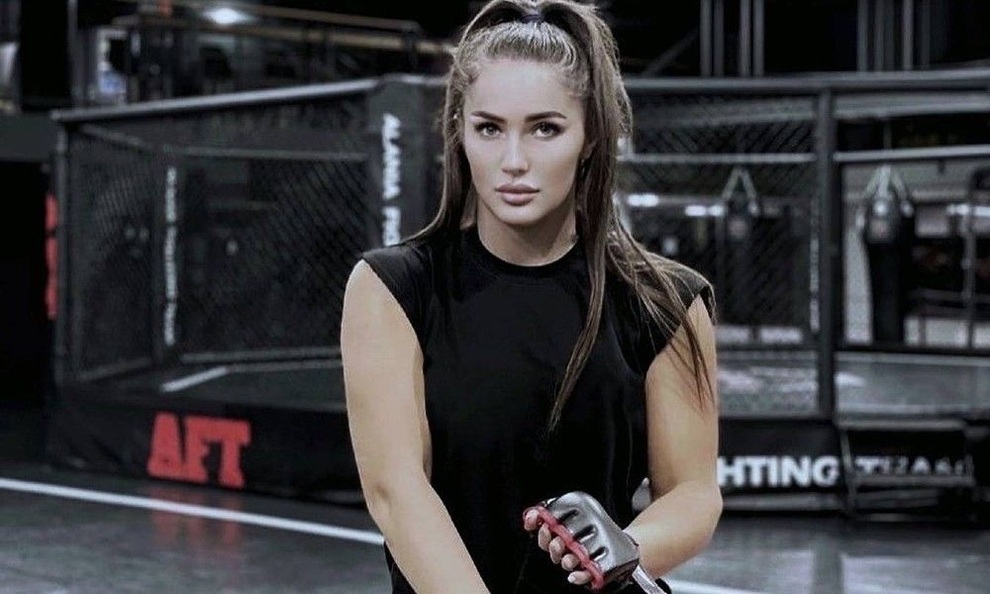 Mỹ nhân MMA người Nga tiếp tục giành chiến thắng ấn tượng - 6 Mỹ nhân MMA người Nga tiếp tục giành chiến thắng ấn tượng - 6