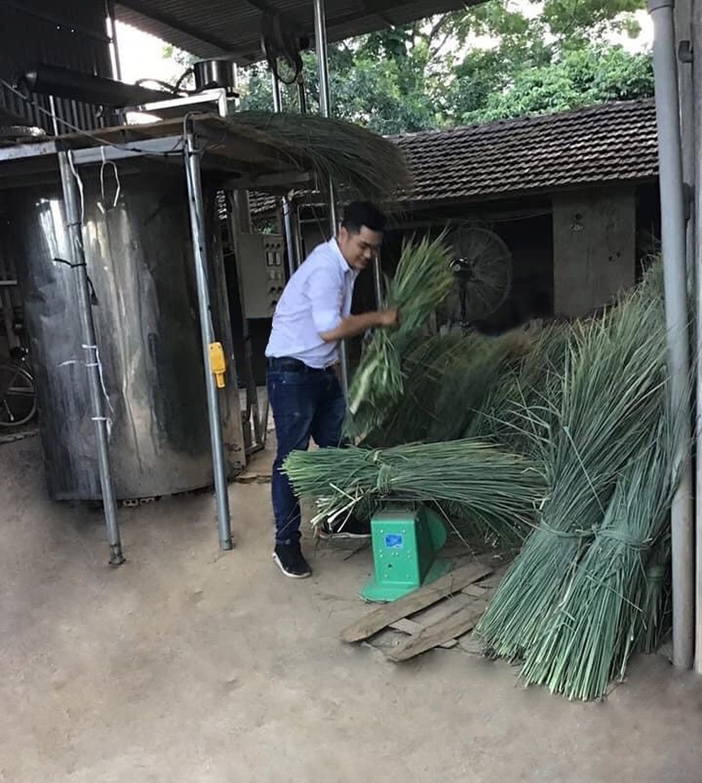 Chàng trai nâng tầm thảo mộc Việt, giúp bà con có công ăn việc làm - 3 Chàng trai nâng tầm thảo mộc Việt, giúp bà con có công ăn việc làm - 3