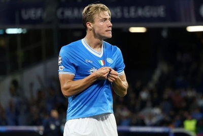 Hojlund ghi bàn như máy, CĐV Man Utd vô cùng tiếc nuối