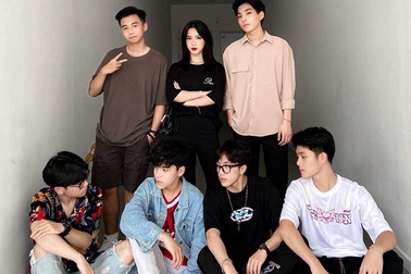 Hội bạn thân 10X điển trai, ăn mặc phong cách, gây “sốt” mạng