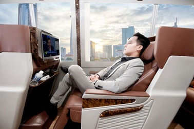 Thịnh Phát Limousine ra mắt dòng xe DCAR Hạng Thương Gia