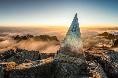 "Nóc nhà Đông Dương" Fansipan đã cao thêm... 4 mét