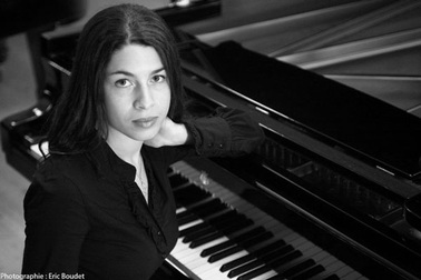 Nghệ sĩ dương cầm Pháp Célimène Daudet biểu diễn tại Việt Nam