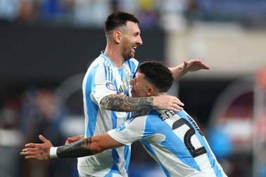 Cầu thủ Argentina phân biệt chủng tộc, Messi bị đề nghị xin lỗi