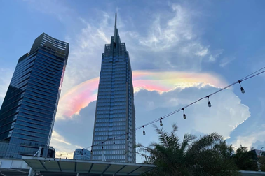 Giải mã hiện tượng mây ngũ sắc xuất hiện trên bầu trời TPHCM chiều 12/5