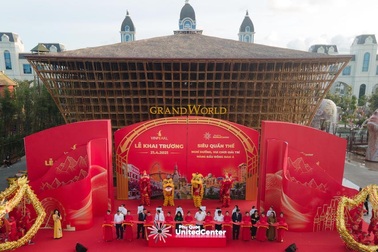 Điểm danh những kỉ lục trong ngày khai trương Phú Quốc United Center