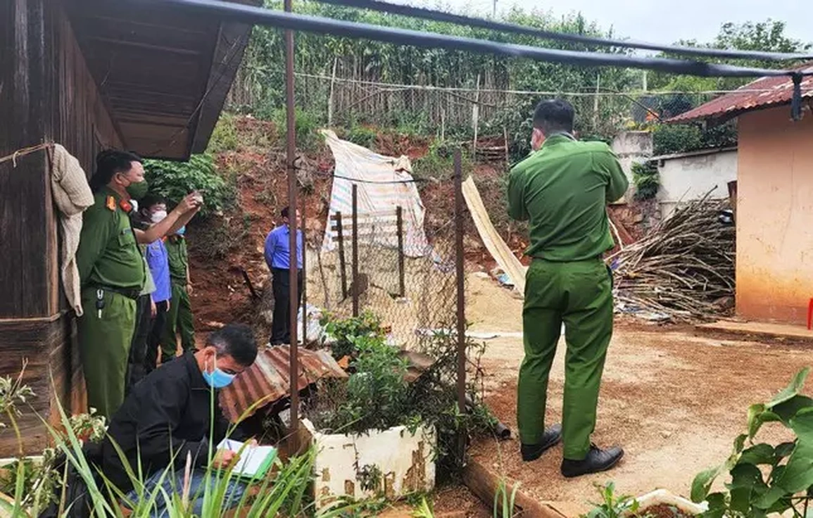 Lời khai của nghi phạm giết vợ chôn xác phi tang ở Đà Lạt - 2 Lời khai của nghi phạm giết vợ chôn xác phi tang ở Đà Lạt - 2
