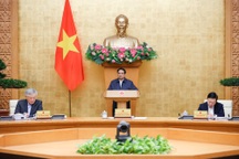 Thủ tướng: "Tinh gọn bộ máy, phải làm tốt công tác tư tưởng cho chính mình"