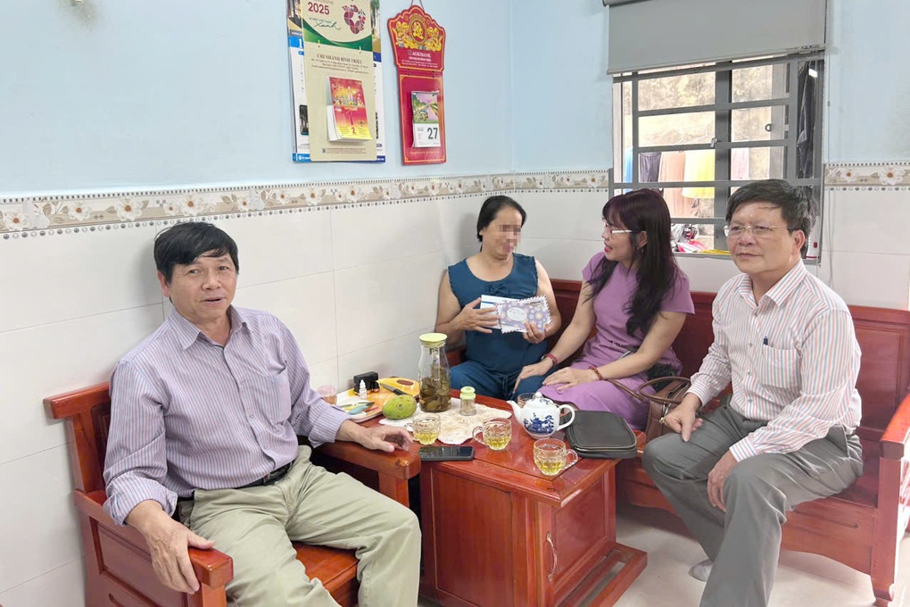 Ngành đường sắt đề nghị xử lý nghiêm người đánh nhân viên gác tàu ở TPHCM - 1 Ngành đường sắt đề nghị xử lý nghiêm người đánh nhân viên gác tàu ở TPHCM - 1
