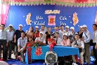 Hà Tĩnh: Mừng đám cưới bằng 4515 bức ảnh