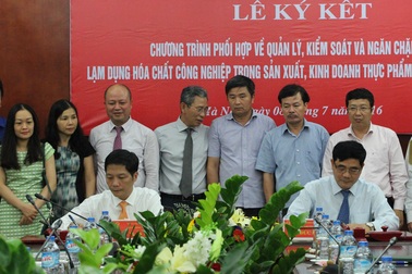 Kiên quyết đấu tranh việc lạm dụng sử dụng hóa chất công nghiệp trong thực phẩm