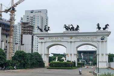 Vụ đánh bé chấn thương sọ não: Đáng lên án như vụ Linh “nựng”