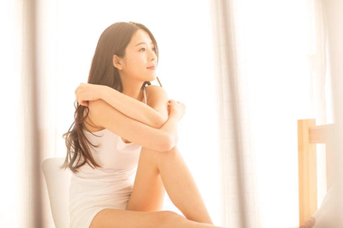 Vừa được cưới về, tôi không dám vào phòng tân hôn vì lời của mẹ chồng