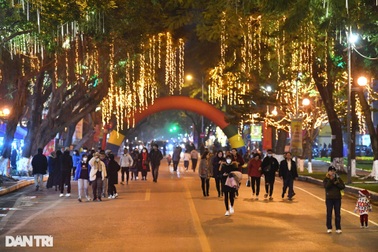 Hà Nội sắp có thêm 3 tuyến phố đi bộ