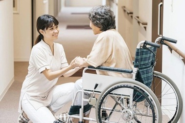 Tuyển dụng 60 điều dưỡng, lương khởi điểm hơn 80 triệu/tháng