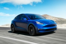 Ế ẩm vì dịch Covid-19, Tesla giảm giá toàn bộ xe