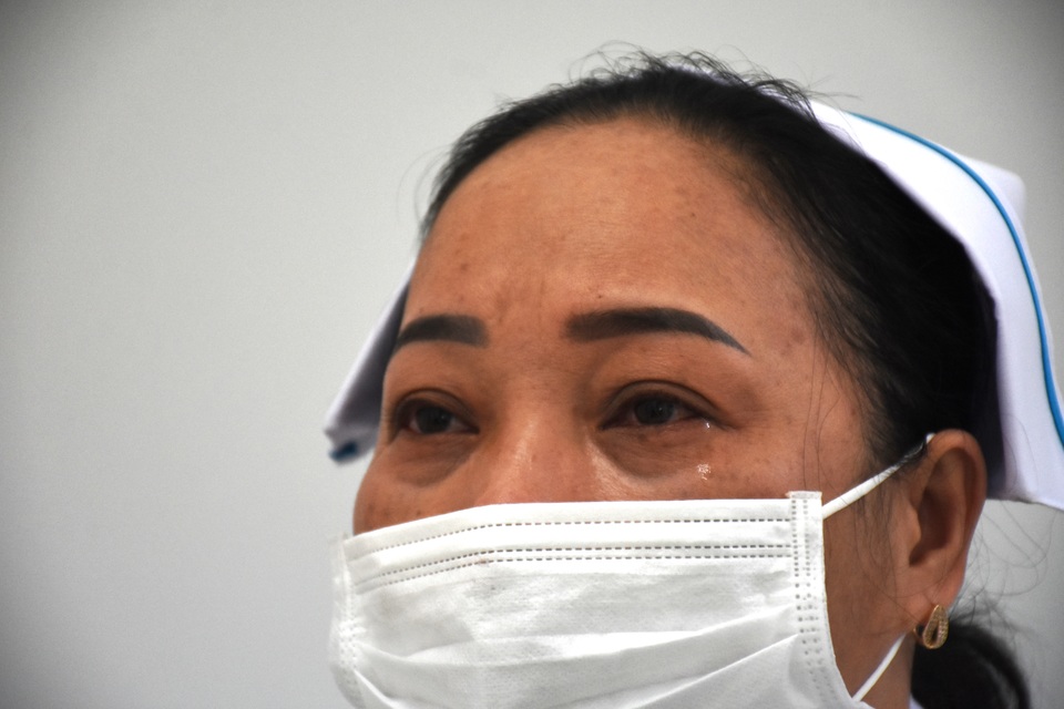 Chuyện về nữ điều dưỡng trưởng của bệnh viện dã chiến ở Đà Nẵng - 4 Chuyện về nữ điều dưỡng trưởng của bệnh viện dã chiến ở Đà Nẵng - 4