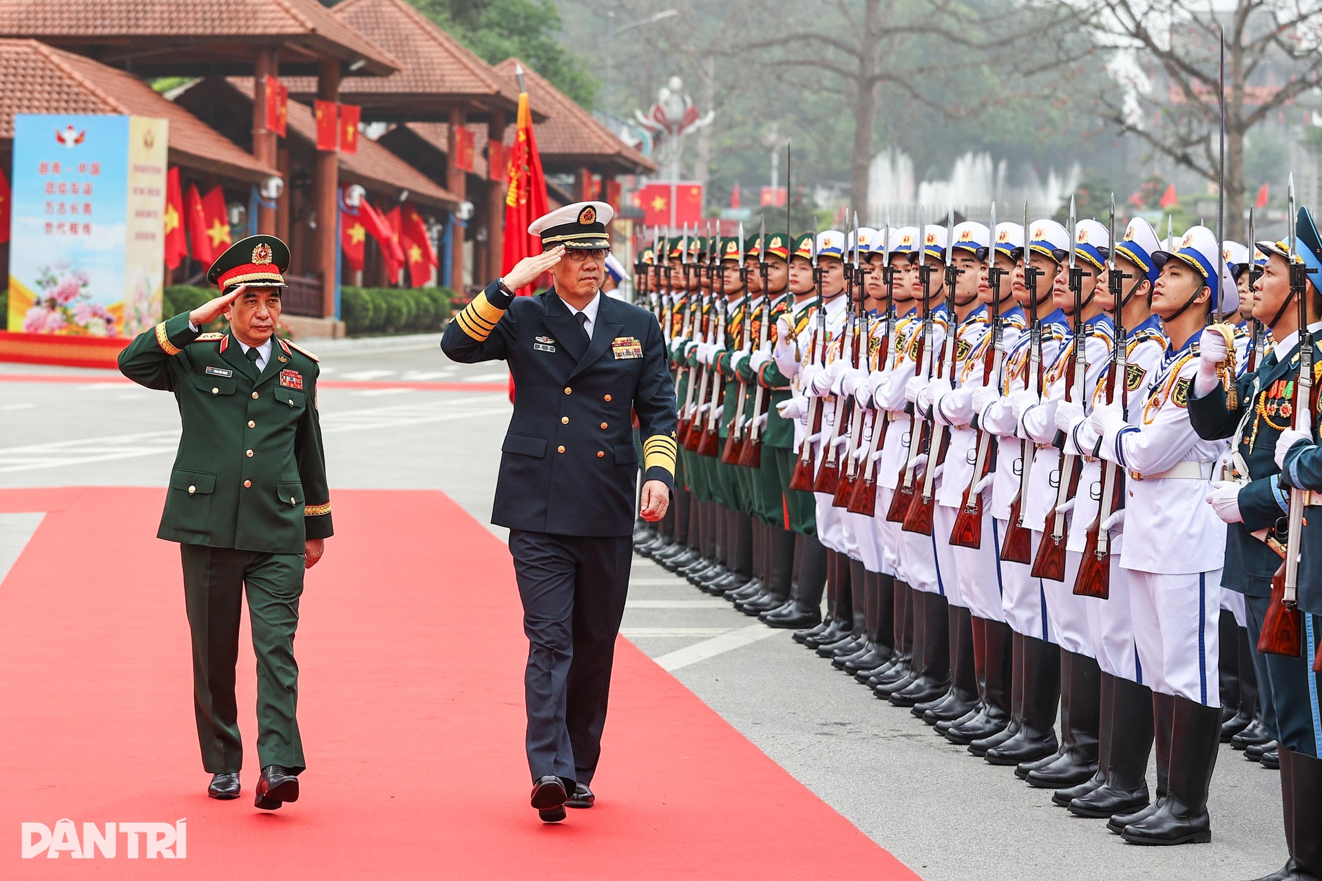 Những hoạt động giao lưu của Bộ trưởng Quốc phòng Trung Quốc tại Việt Nam - 4 Những hoạt động giao lưu của Bộ trưởng Quốc phòng Trung Quốc tại Việt Nam - 4