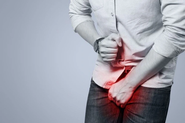 Tinh hoàn sưng to bất thường có thể là bệnh gì?