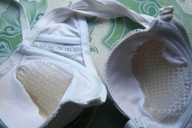 Chị em hoang mang trước “bão” tin áo ngực độn “chất lạ”