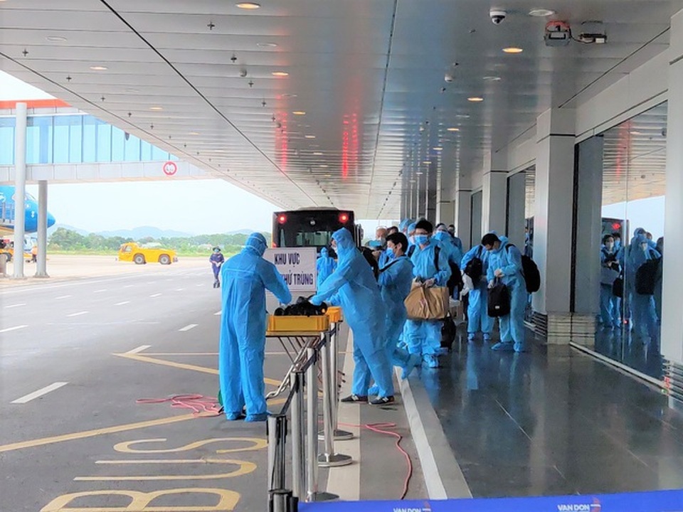 Truy tố băng nhóm cho người Trung Quốc lưu trú trái phép - 1 Truy tố băng nhóm cho người Trung Quốc lưu trú trái phép - 1