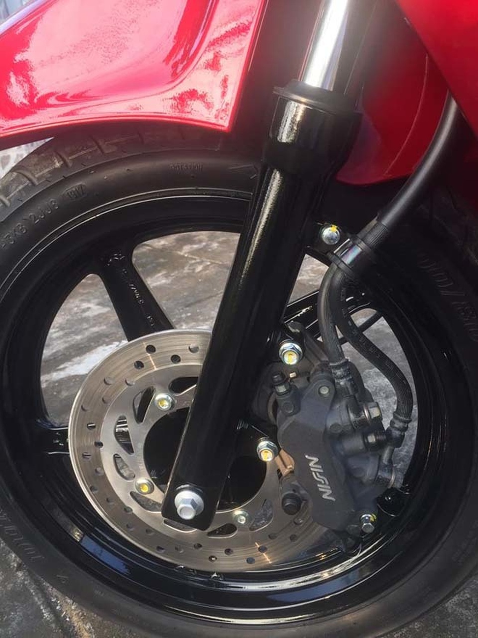 Đẳng cấp dân chơi: Honda SH biển khủng, giá ngang ô tô - 4 Đẳng cấp dân chơi: Honda SH biển khủng, giá ngang ô tô - 4