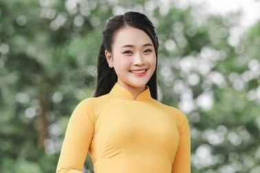 "Việt Nam giang sơn gấm vóc" ngợi ca vẻ đẹp của đất nước