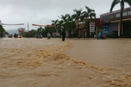 Mưa lũ lịch sử khiến Quảng Ninh "tê liệt"