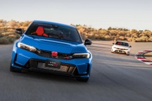 Vừa mở bán tại Việt Nam, mẫu xe này đã "cháy hàng" tại Nhật