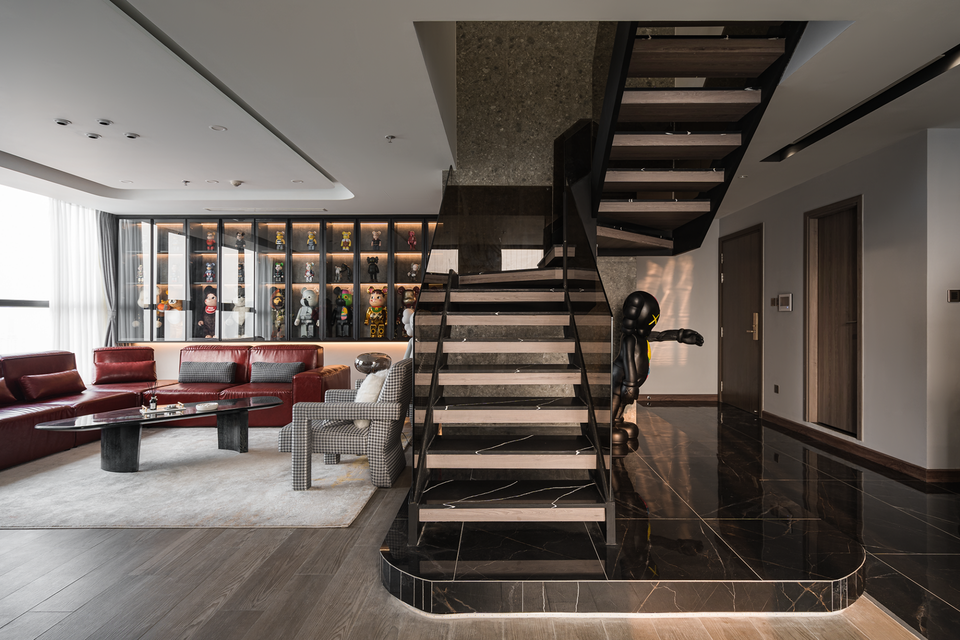 Căn hộ Hà Nội đẹp lạ trưng bày cả bộ sưu tập đồ chơi khủng của gia chủ 9X - 10