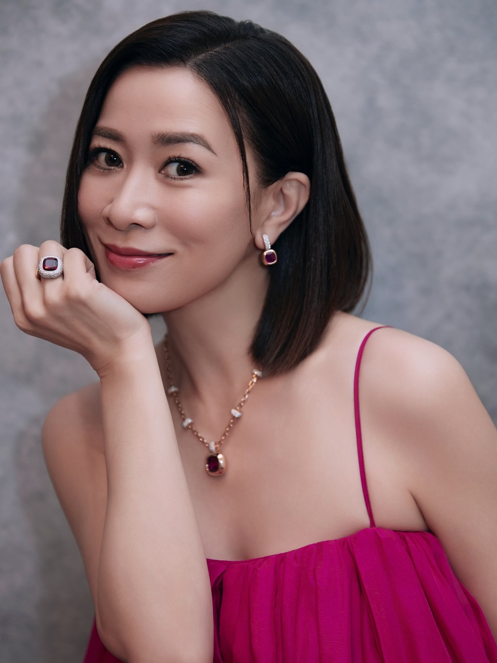 Chị đẹp Xa Thi Mạn định đoạt tương lai khối tài sản 23 triệu USD - 1 Chị đẹp Xa Thi Mạn định đoạt tương lai khối tài sản 23 triệu USD - 1