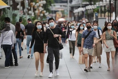 Singapore có ca AY.4.2 đầu tiên, Bắc Kinh hủy hàng trăm chuyến bay vì dịch