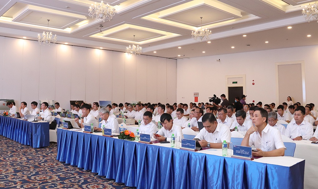 Ứng dụng công nghệ và chuyển đổi số trong lưới điện truyền tải - 3 Ứng dụng công nghệ và chuyển đổi số trong lưới điện truyền tải - 3