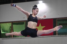 Những giọt mồ hôi tại "lò luyện Vàng" SEA Games 31 môn Thể dục dụng cụ