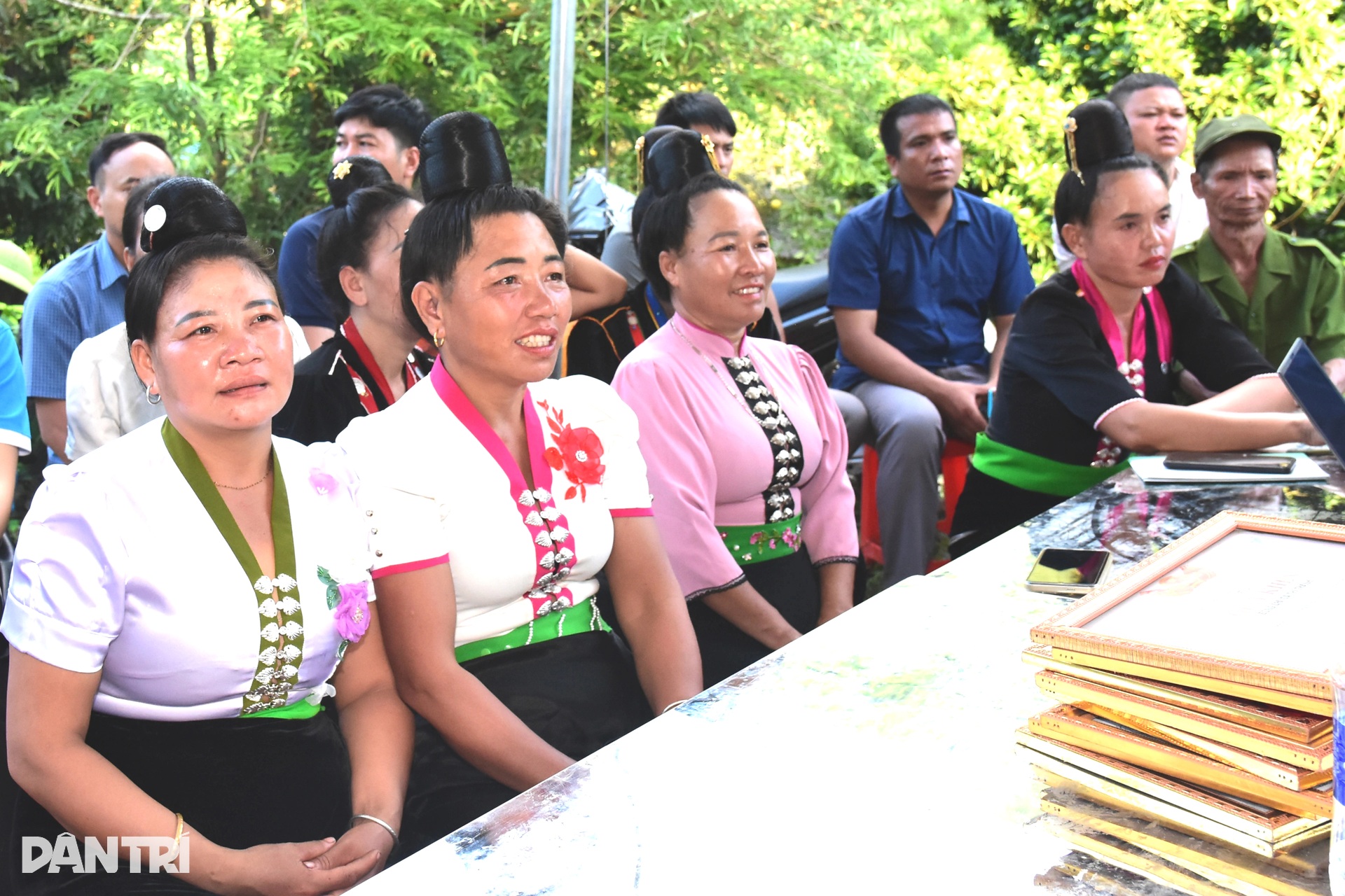 Khánh thành 5 nhà Nhân ái trong niềm phấn khởi của người dân Điện Biên - 5 Khánh thành 5 nhà Nhân ái trong niềm phấn khởi của người dân Điện Biên - 5
