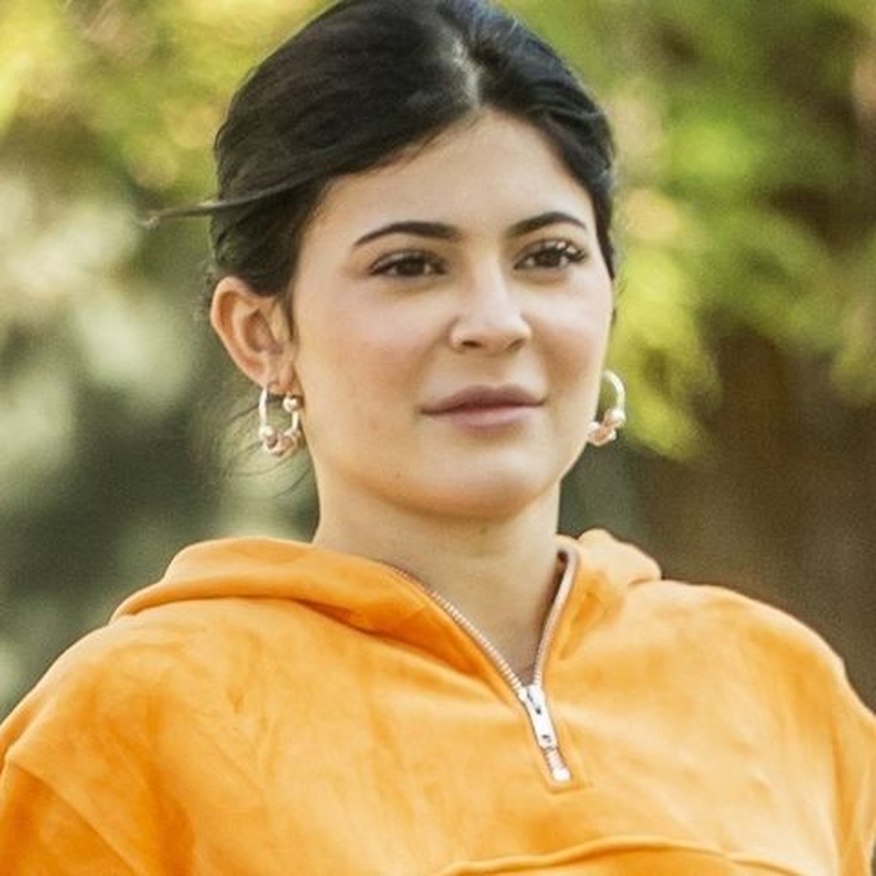 Không thể nhận ra kiều nữ siêu giàu Kylie Jenner khi thiếu lớp son phấn - 2 Không thể nhận ra kiều nữ siêu giàu Kylie Jenner khi thiếu lớp son phấn - 2