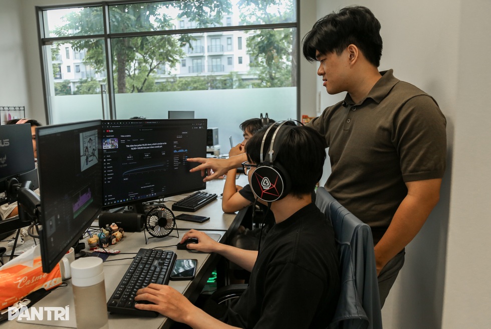Bí quyết đơn giản của GenZ xây 10 kênh YouTube đạt chồng nút bạc - 6 Bí quyết đơn giản của GenZ xây 10 kênh YouTube đạt chồng nút bạc - 6