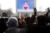 Người Triều Tiên đổ ra đường, vỗ tay mừng thử hạt nhân thành công