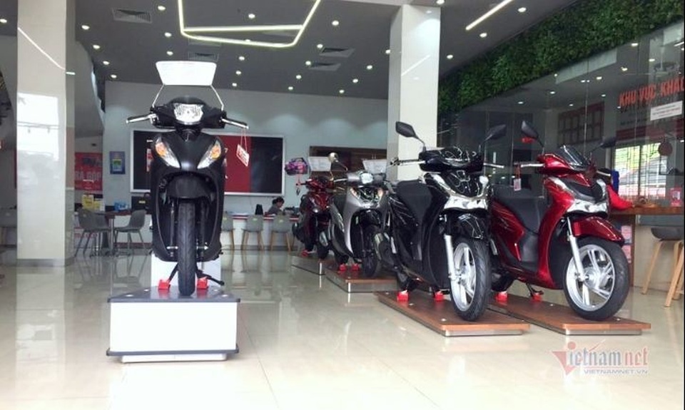 Sau Tết, giá xe máy biến động, Honda SH vẫn chênh cao - 4 Sau Tết, giá xe máy biến động, Honda SH vẫn chênh cao - 4