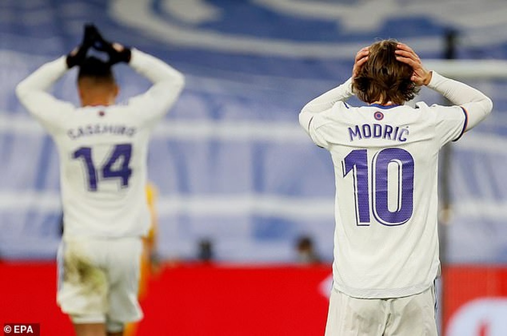 Đánh bại Sevilla, Real Madrid giữ vững ngôi đầu bảng La Liga - 3 Đánh bại Sevilla, Real Madrid giữ vững ngôi đầu bảng La Liga - 3