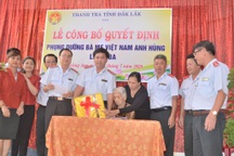 Thanh tra tỉnh Đắk Lắk nhận phụng dưỡng Bà mẹ Việt Nam anh hùng