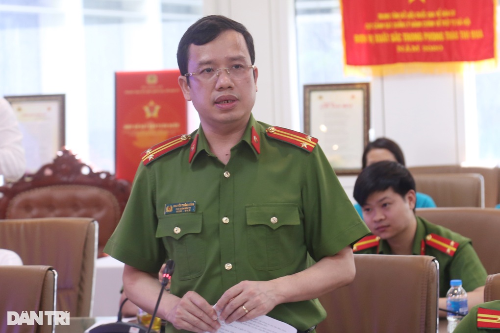 Có tài khoản định danh điện tử sẽ không cần mang thẻ căn cước - 2 Có tài khoản định danh điện tử sẽ không cần mang thẻ căn cước - 2