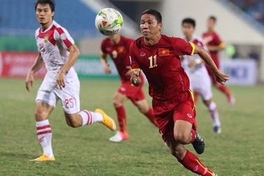 HLV Mai Đức Chung triệu tập gấp tiền đạo Anh Đức