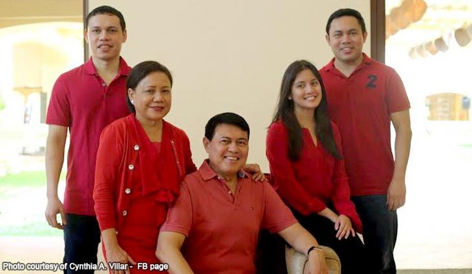 Cậu bé bán cá thành tỷ phú Philippines và lối sống giản dị đến khó tin - 4 Cậu bé bán cá thành tỷ phú Philippines và lối sống giản dị đến khó tin - 4